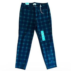 NWT Old Navy Pixie Pants Plaid